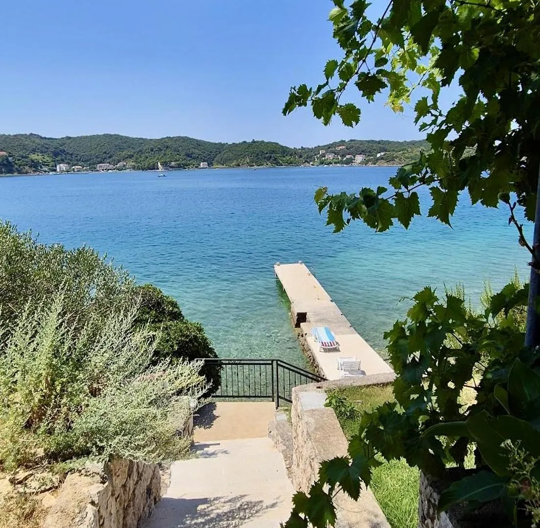 Apartments And Rooms Krstina Supetarska Draga