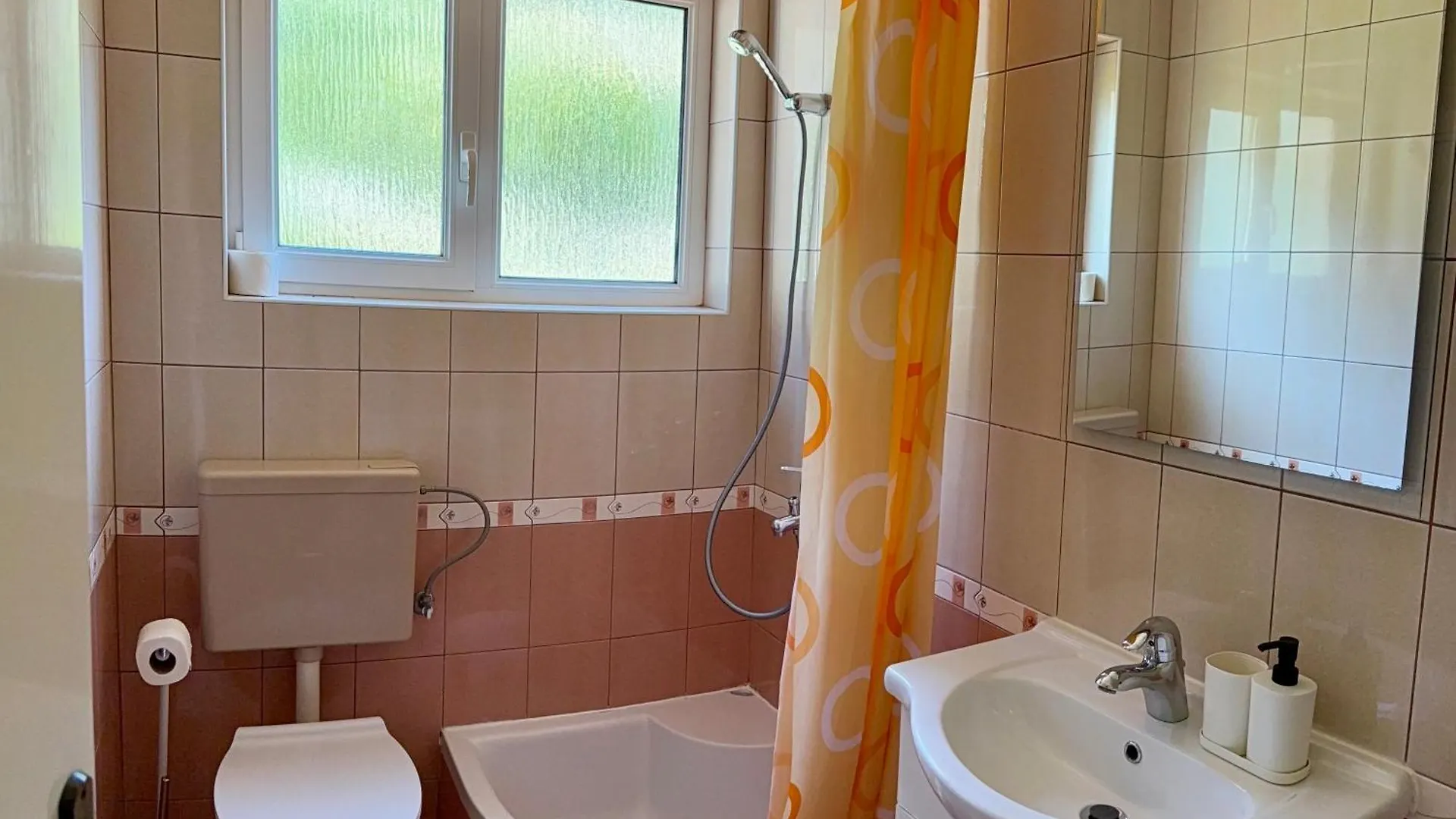 Apartments And Rooms Krstina Supetarska Draga