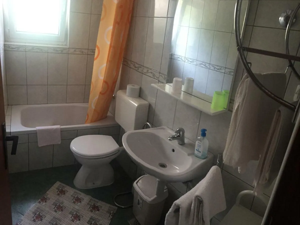 Pensionat Apartments And Rooms Krstina Supetarska Draga