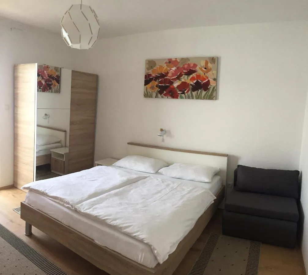 Pensionat Apartments And Rooms Krstina Supetarska Draga